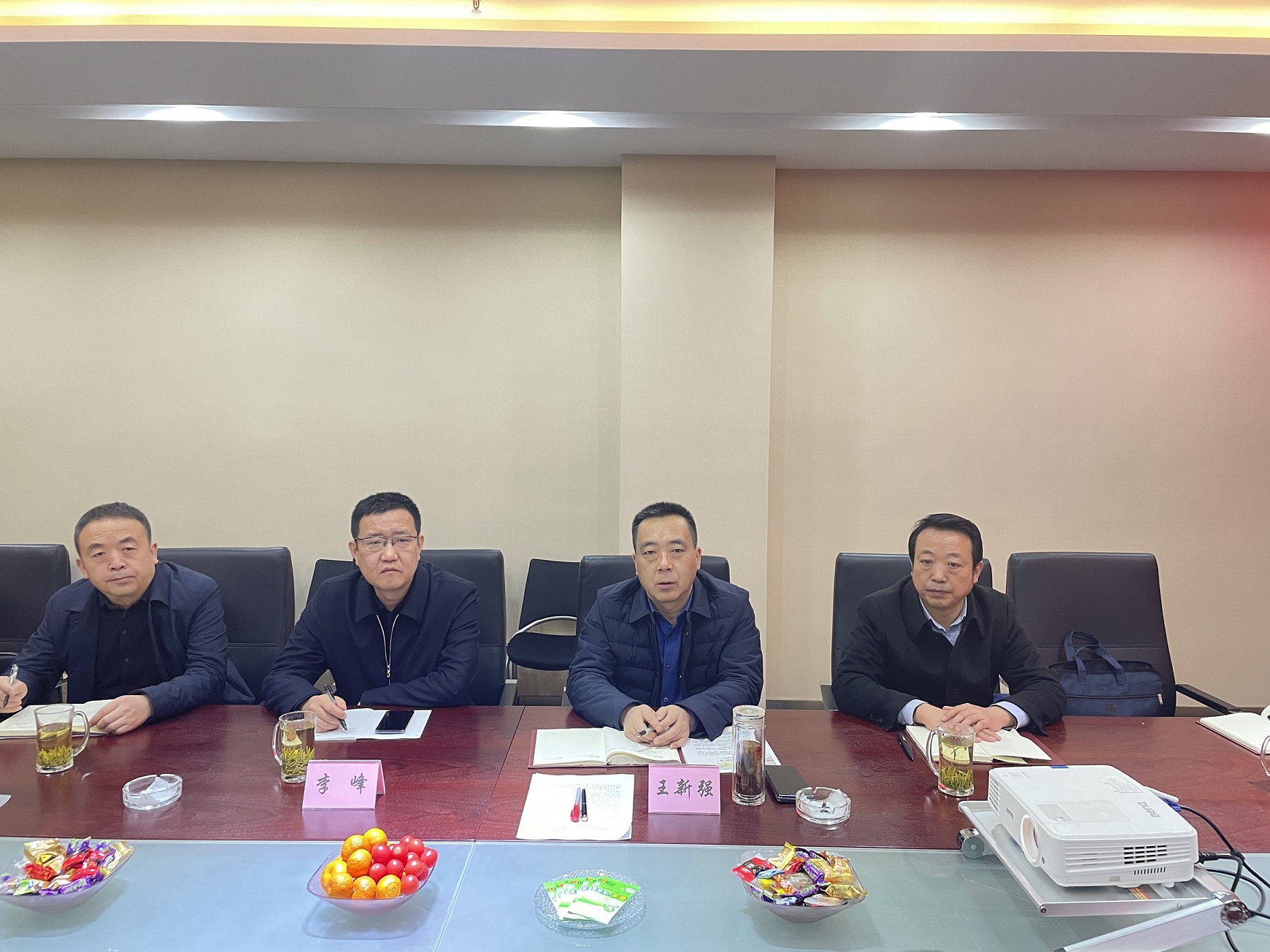 1677032982143461.jpg 5cafb381ce2fc5059118bbfd5923f0a.jpg